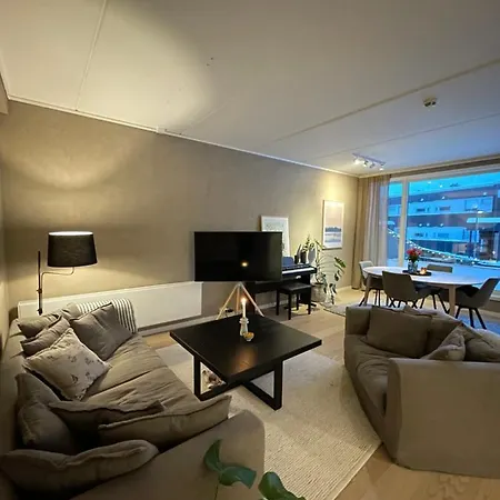 아파트 Cosy And Centrally Located