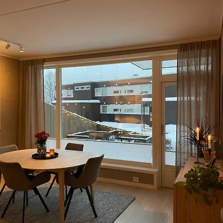 Cosy And Centrally Located * 트롬쇠