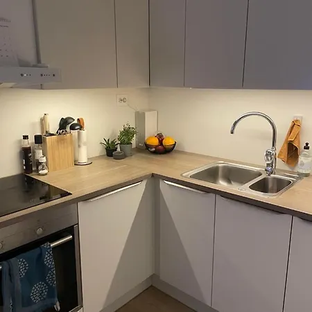 Cosy And Centrally Located